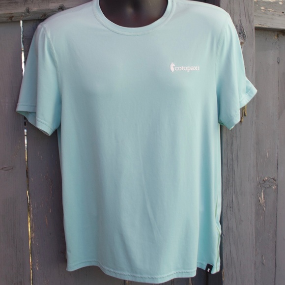 Bundle of two Cotopaxi Athletic Tops. Men's Size Medium. Orange and Blue - Picture 7 of 9